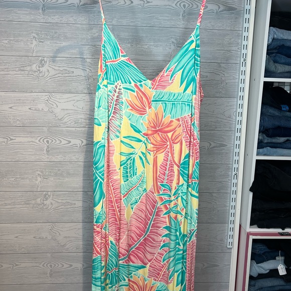 Kenny Flowers Island Classics Dress in Blue and Pink - Picture 1 of 10